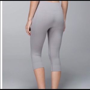 Lululemon gray leggings
